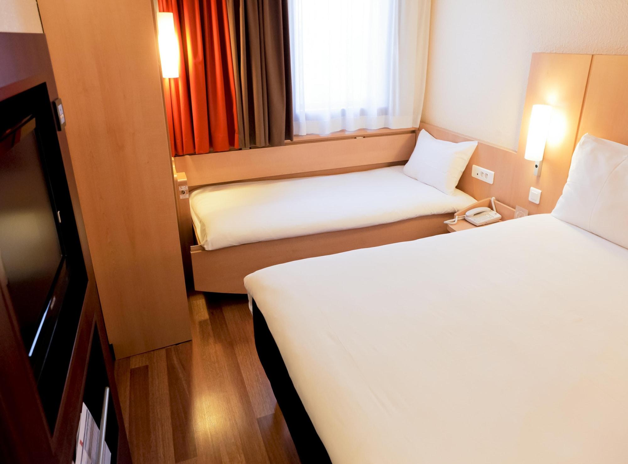 Ibis Grenoble Centre Bastille מראה חיצוני תמונה