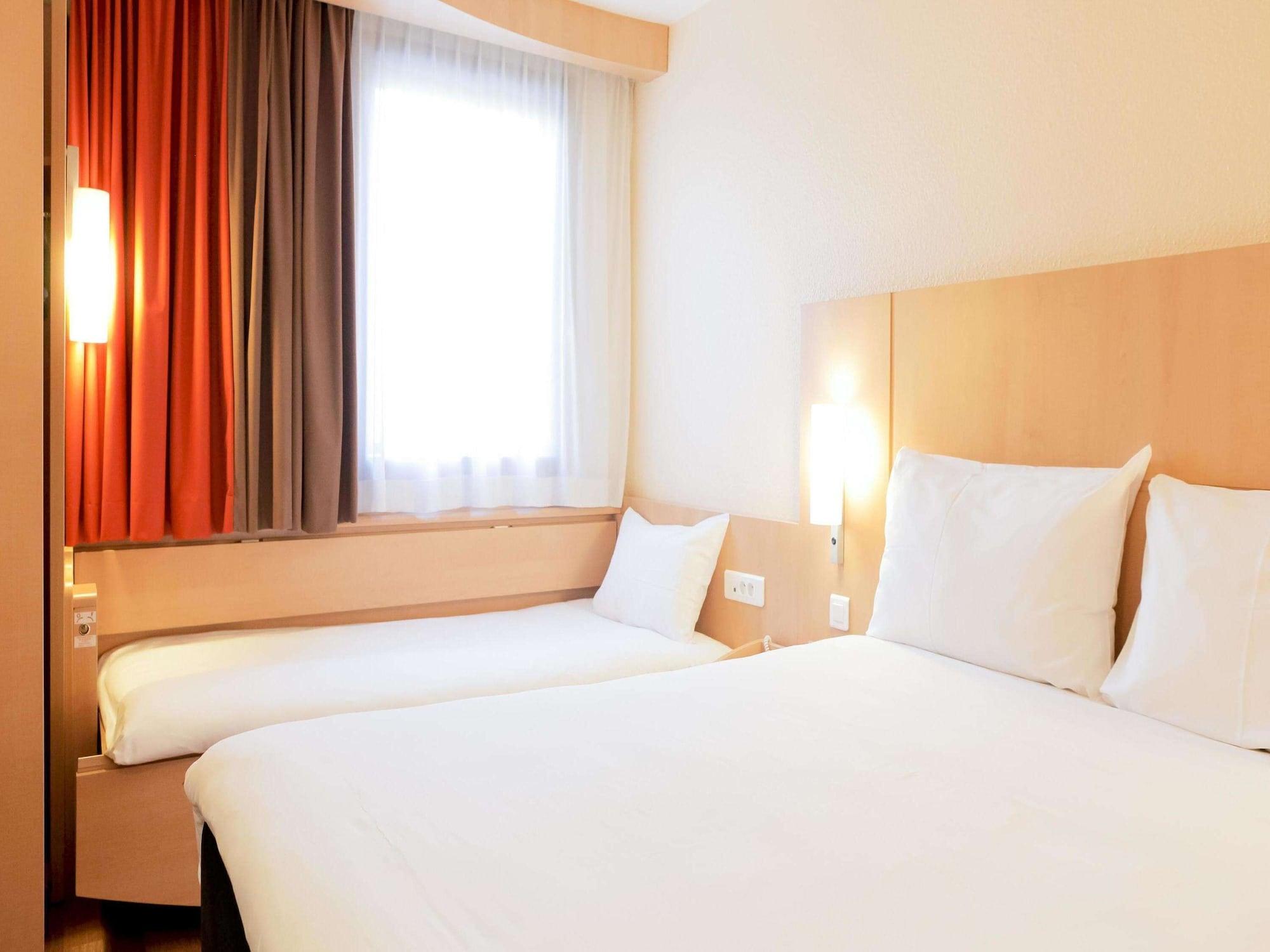 Ibis Grenoble Centre Bastille מראה חיצוני תמונה