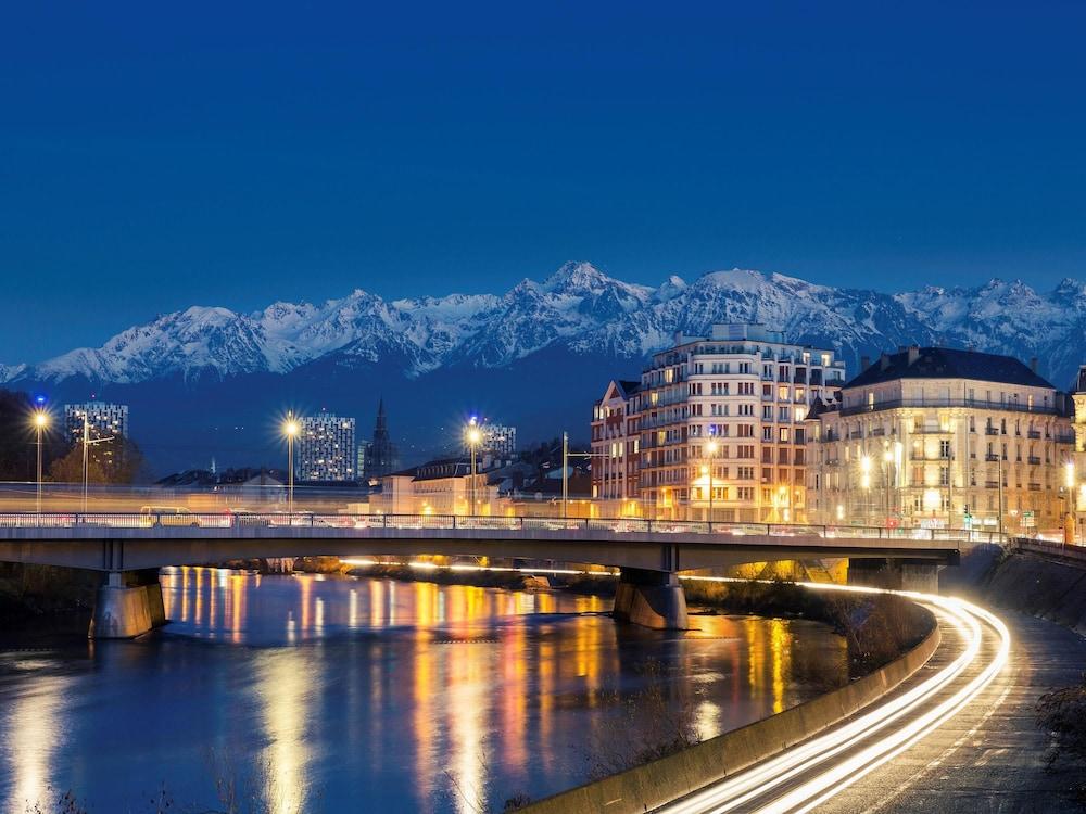 Ibis Grenoble Centre Bastille מראה חיצוני תמונה