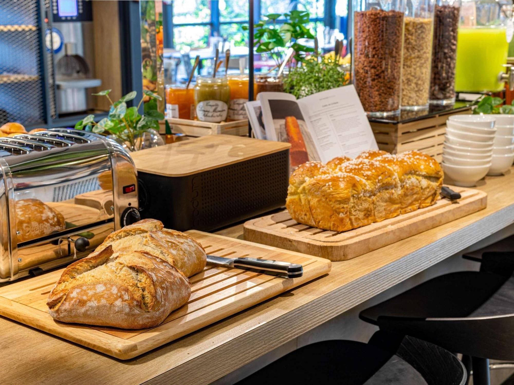 Ibis Grenoble Centre Bastille מראה חיצוני תמונה