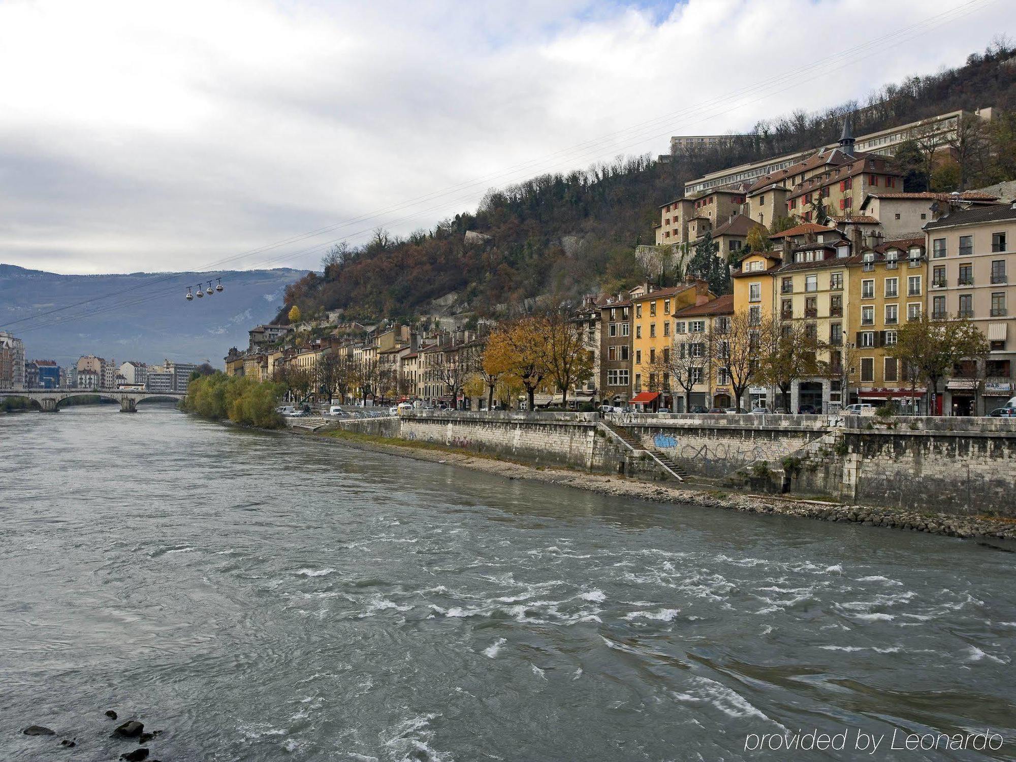 Ibis Grenoble Centre Bastille מראה חיצוני תמונה